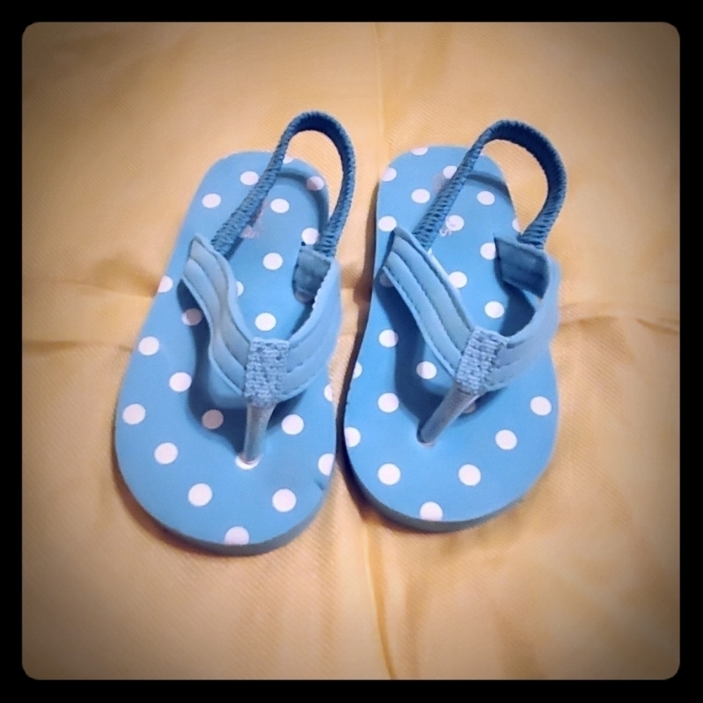 NWOT Carter's Polka Dot Flip Flops 5/6T
